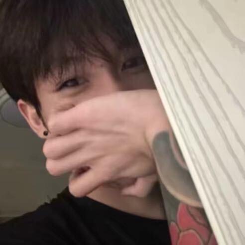 阿豪.