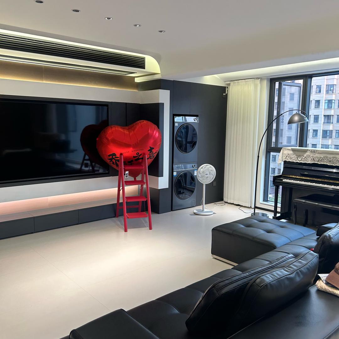 小宝，梓妮的家（软装中）