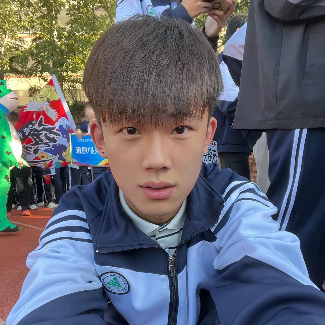 爱吃火锅的英雄