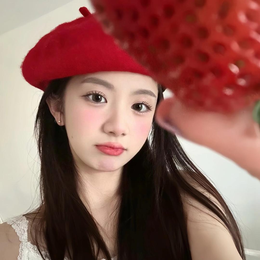 爱吃草莓的泡泡🫧