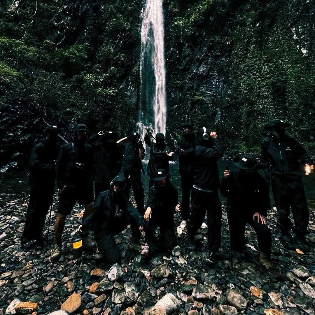 即山