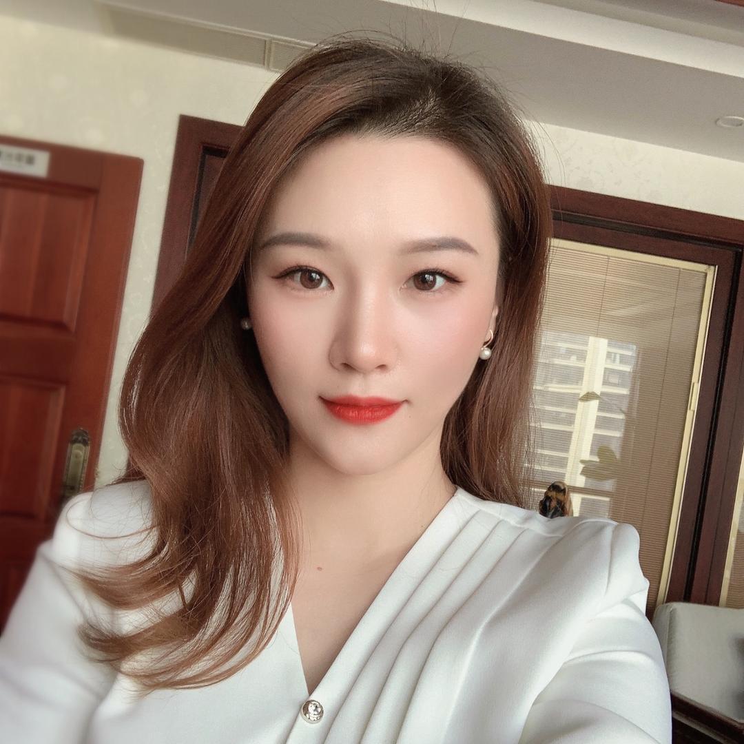 珊小姐