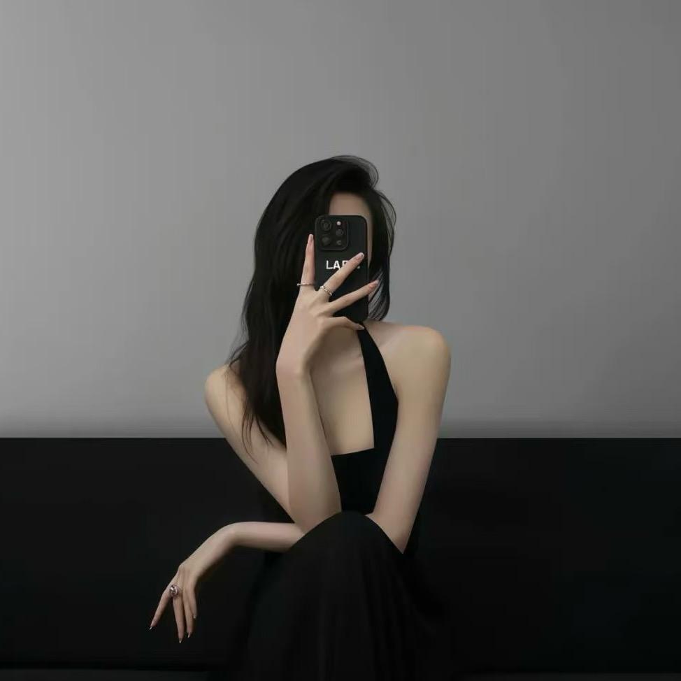 柒柒服饰工厂