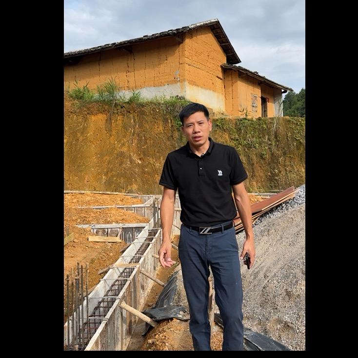 广西宏展建筑-杨班长