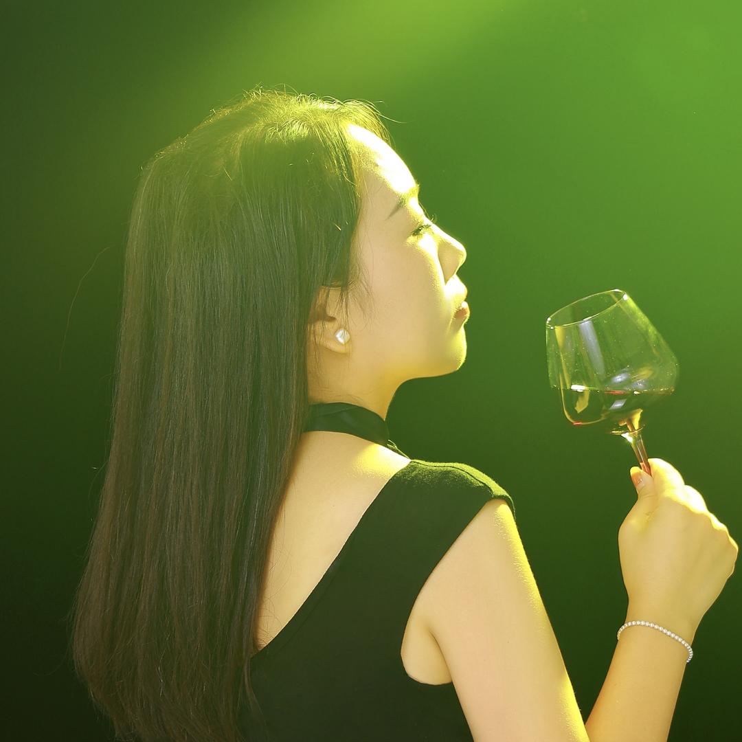 法尔加酒类旗舰店