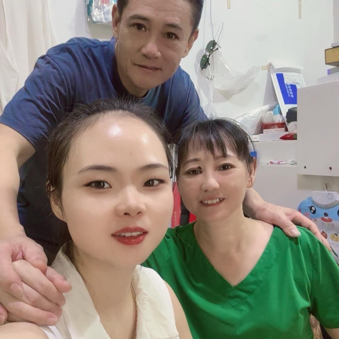 四妹一家人（记录生活）