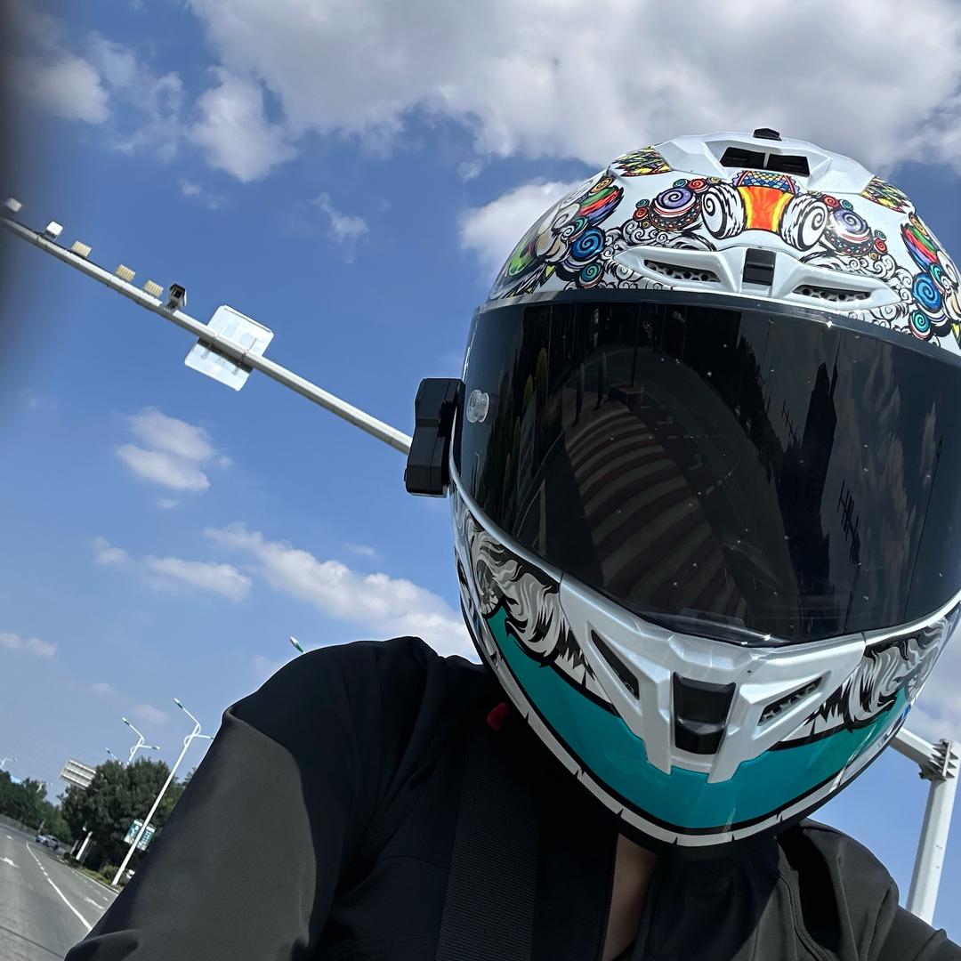 开棋牌室一女的