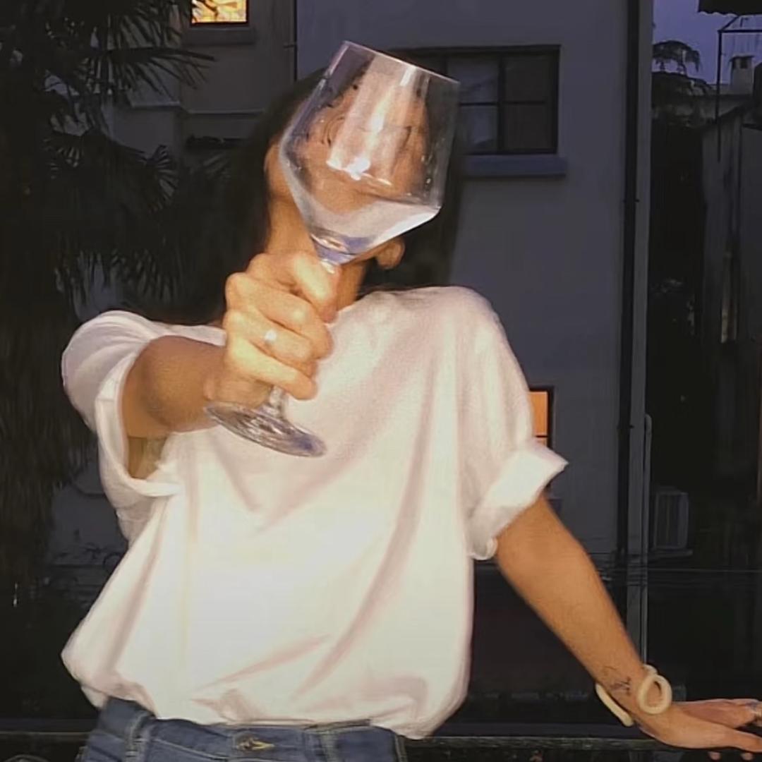 𝐋𝐢𝐰