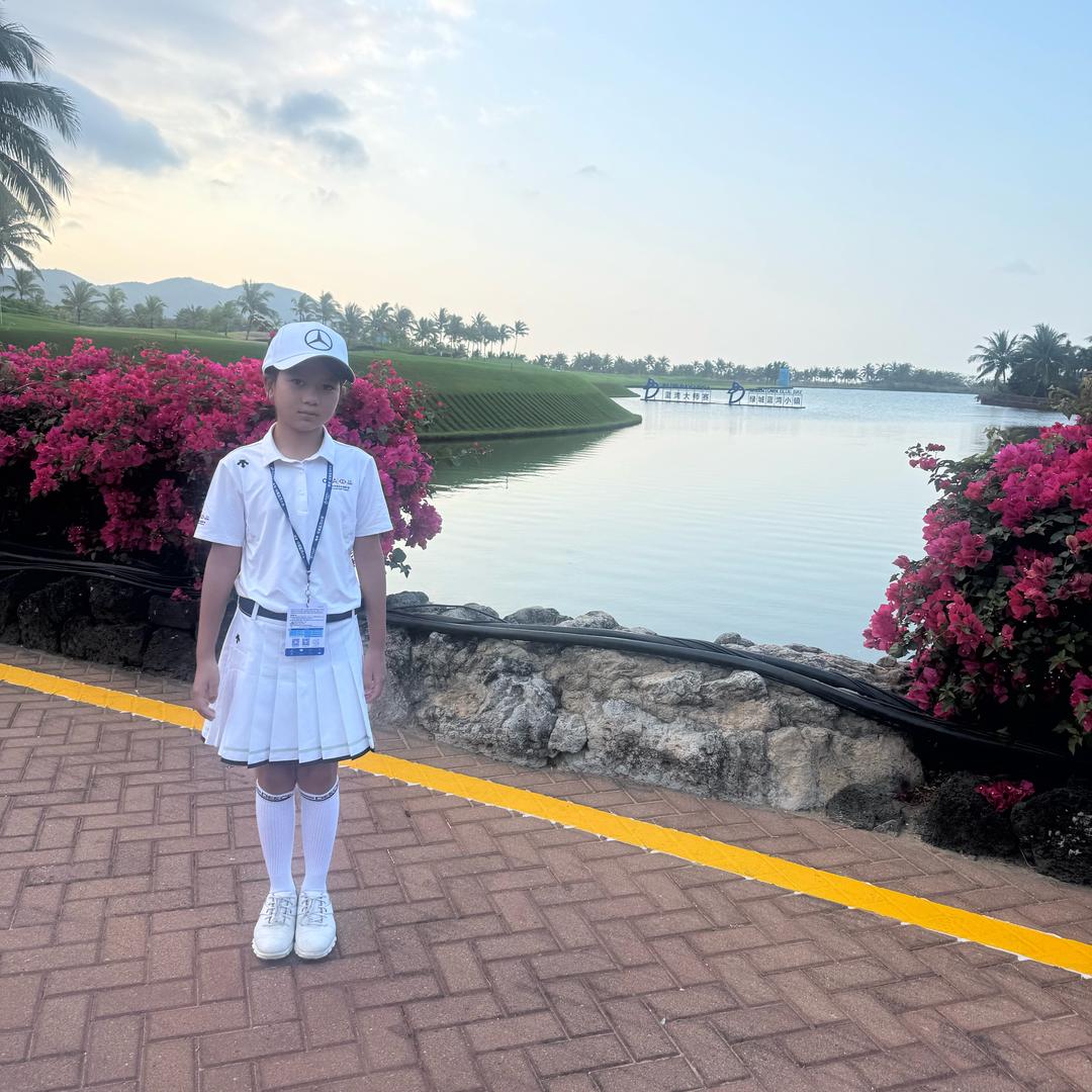 高尔夫 海蓝宝Golfer