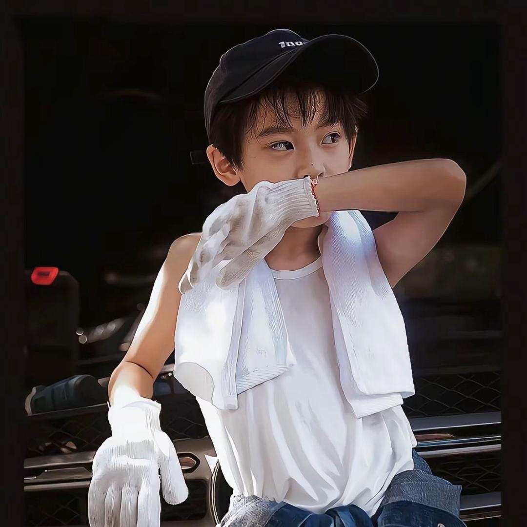 ￴ ￴ ￴￴ ￴ ￴ ￴