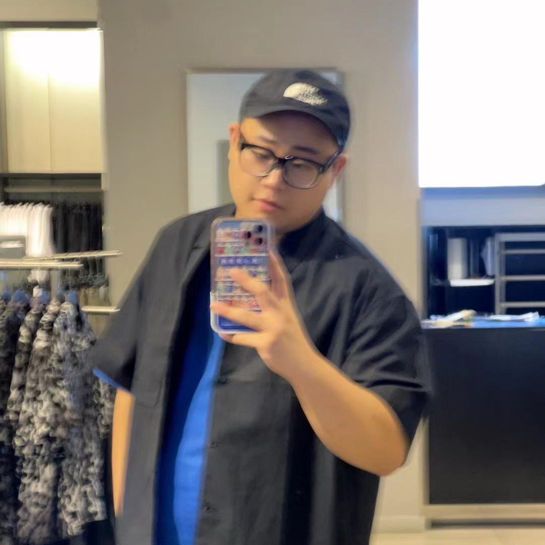 五仁喜欢吃月饼