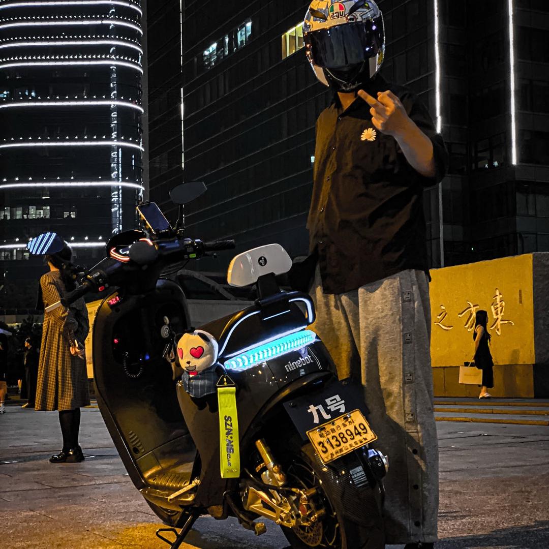 佳意跑不快.