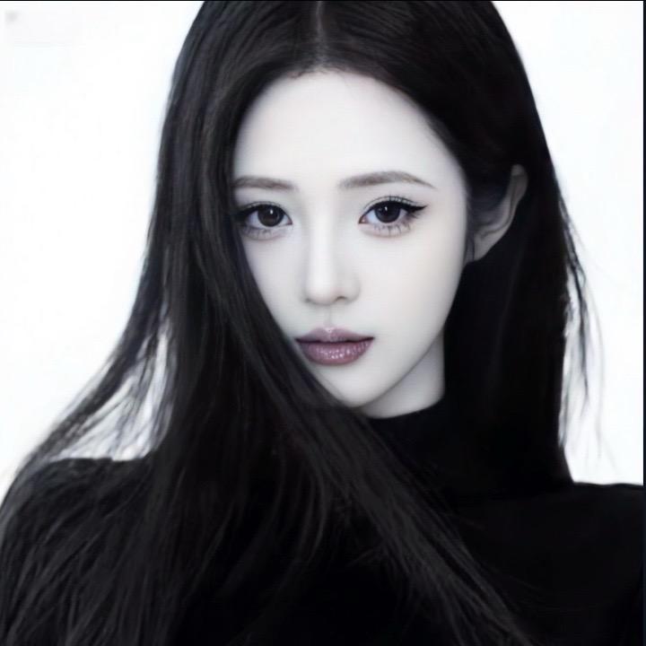 美女也会ᵉᵐᵒ