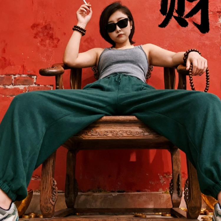 女钓鱼乐宝