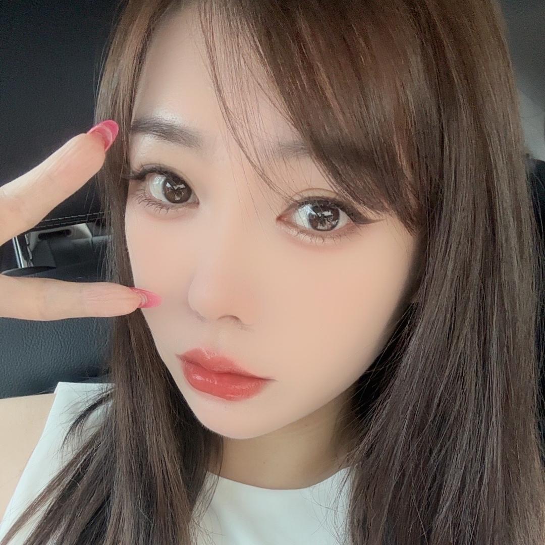 哎哟不错羽绒服工厂店