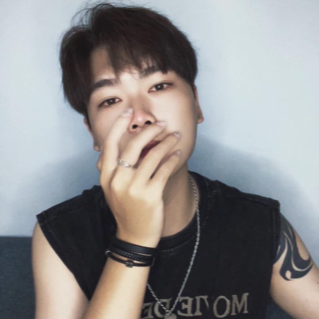 卡夫卡的熊🐻‍❄️