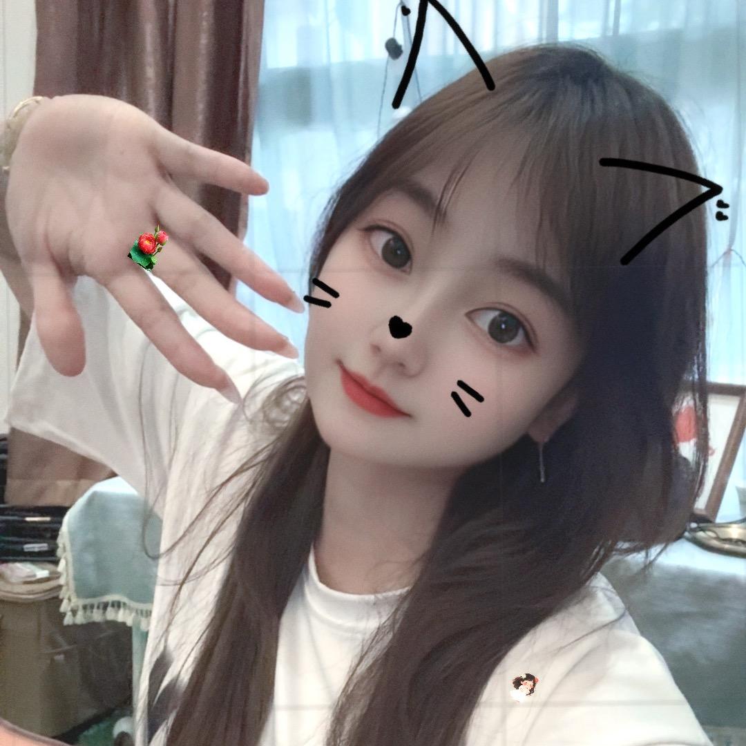 盼盼^