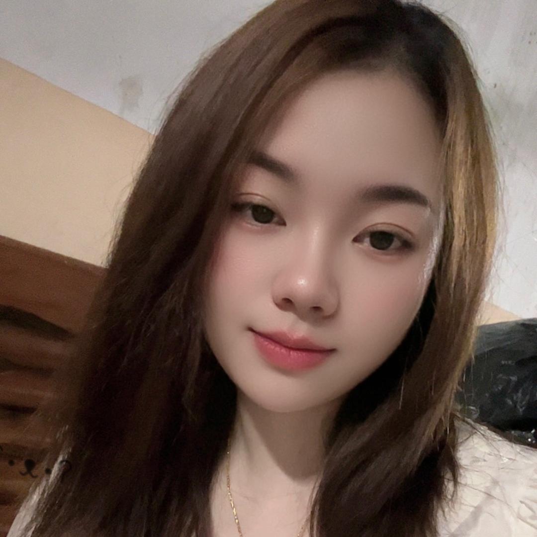 英子