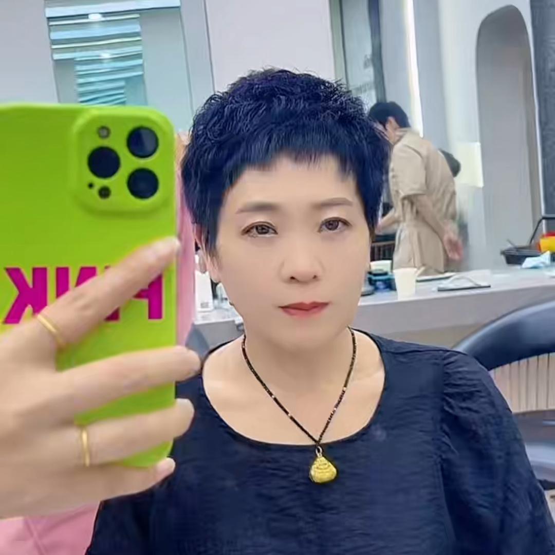 郑州银基阿宸服饰