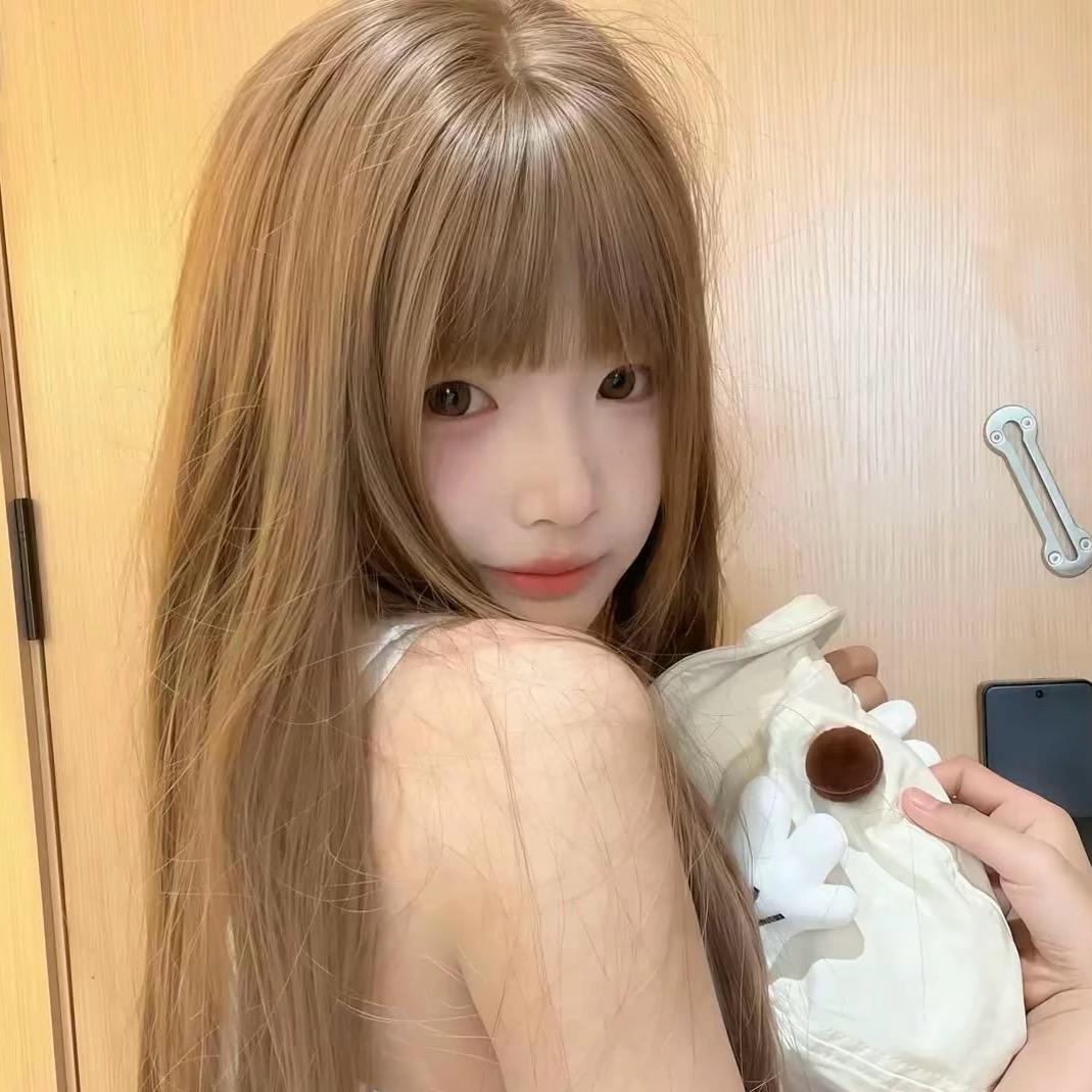 欣