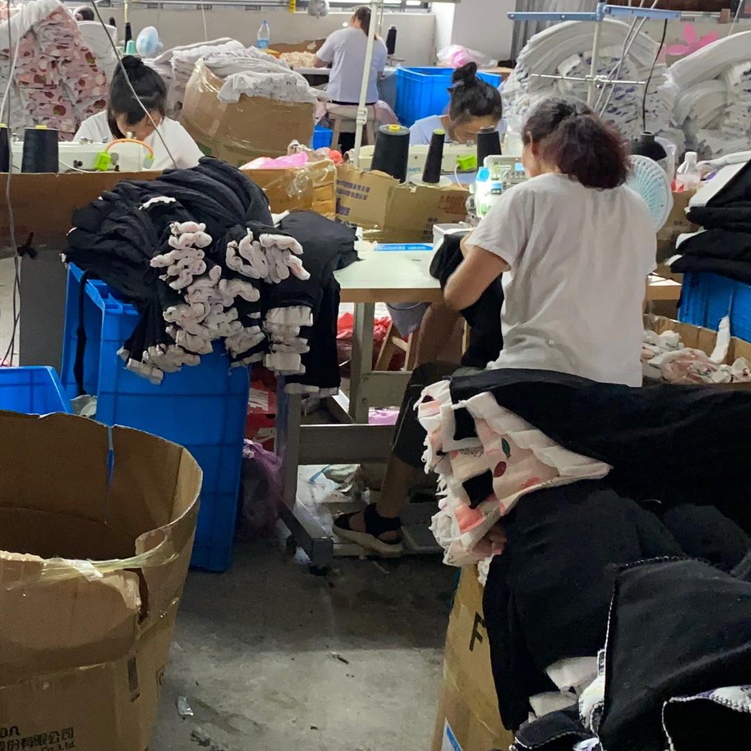 燕秋服装严选