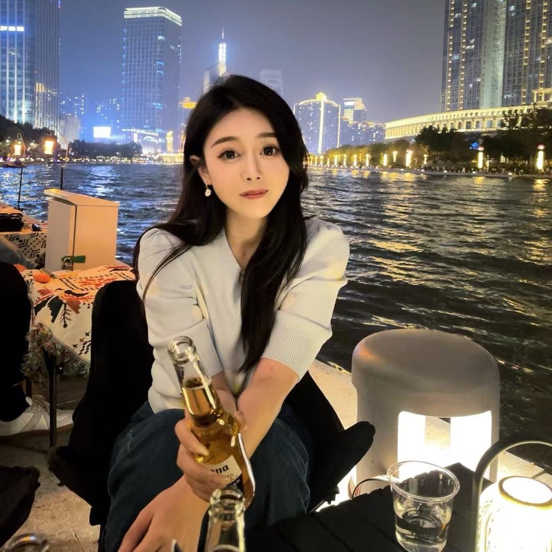 李四月