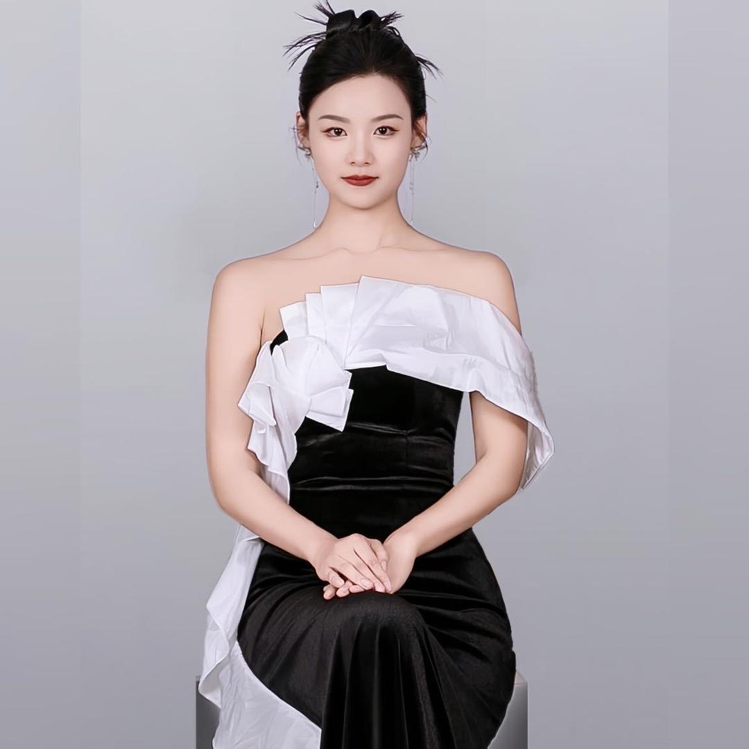 传说运动塑形瑜伽馆内乡店