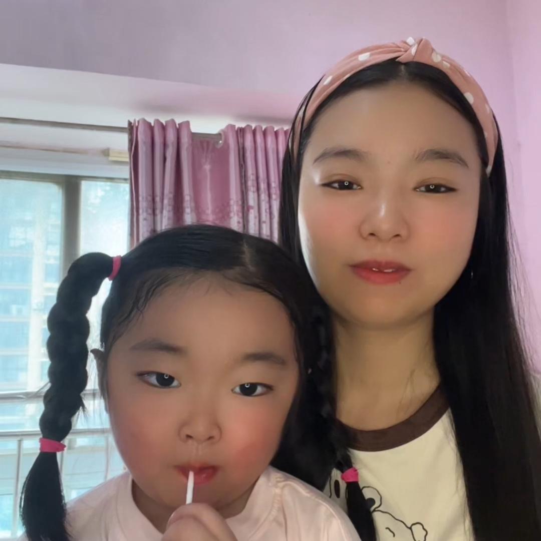 朵朵妈妈（陪娃打怪兽的妈妈）