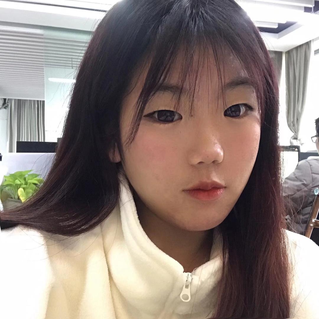 小吴同学👩‍🎓