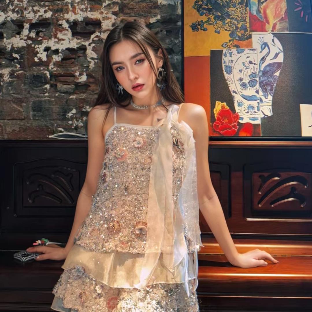 卡莉花园👚衣橱(现货号）