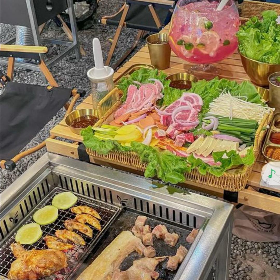 新疆鼎逸花园餐厅