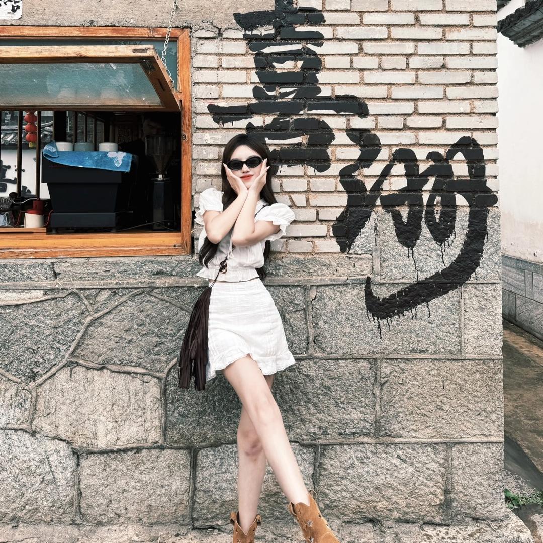 Kitty美衣在线ᵔᴥᵔ