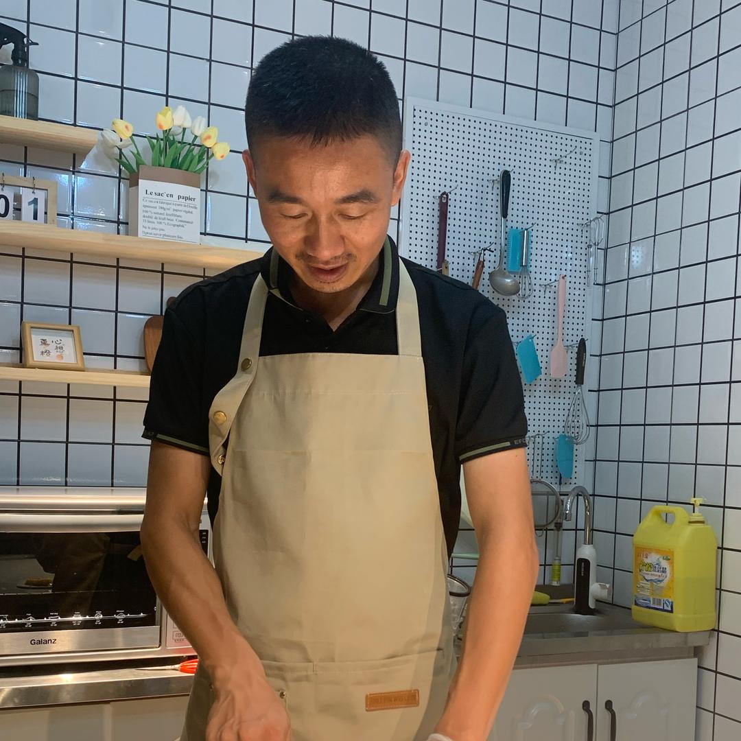 余师傅.教你做糕点