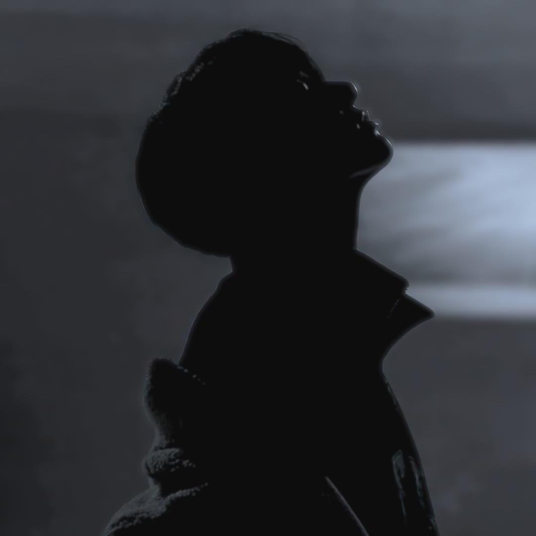 、