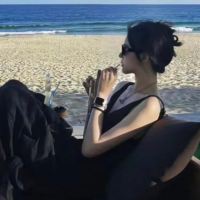 艾斯女王