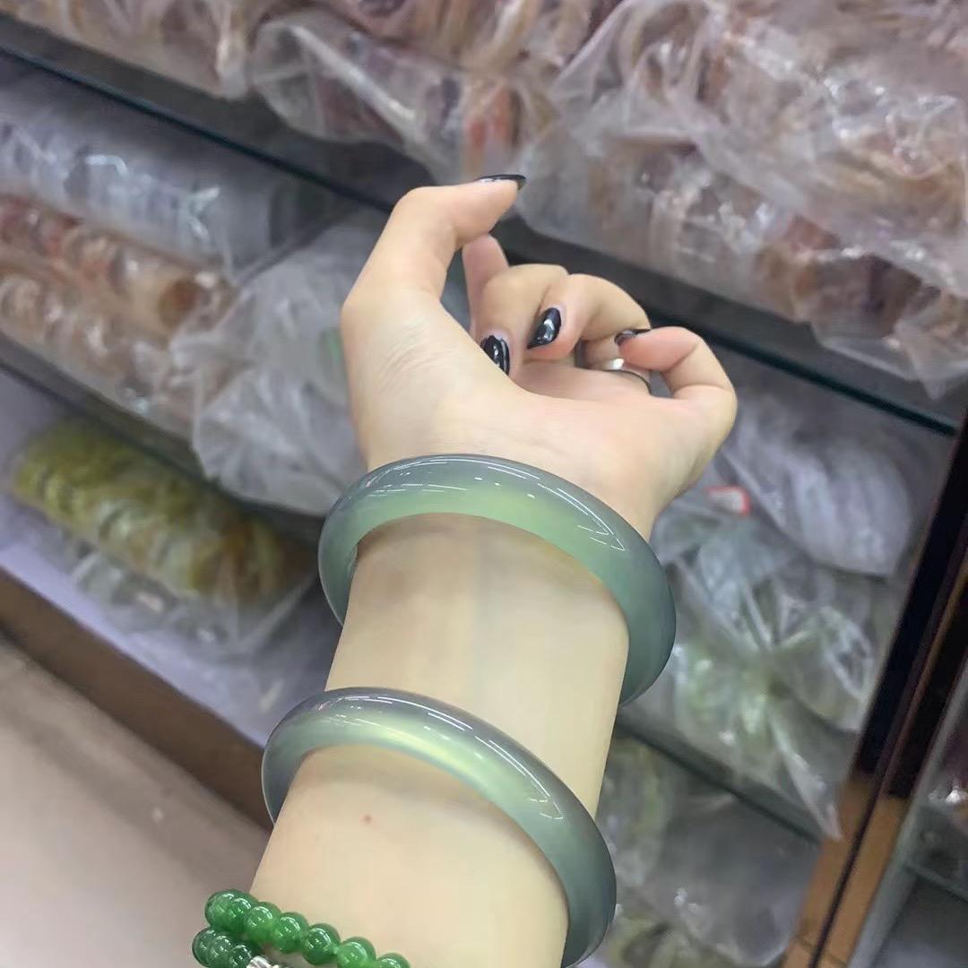 晚晚水沫玉