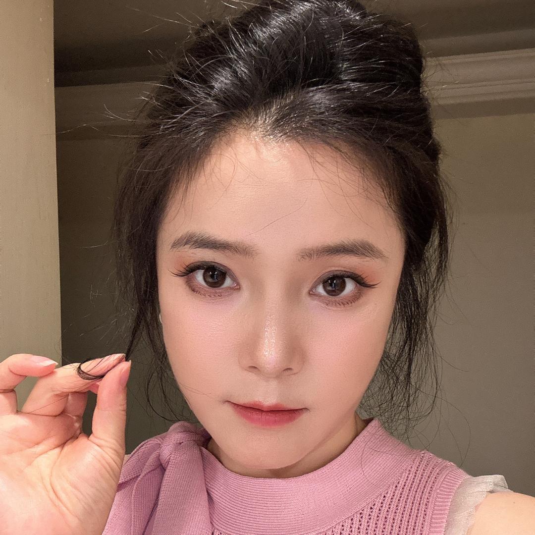 何苗爱护肤