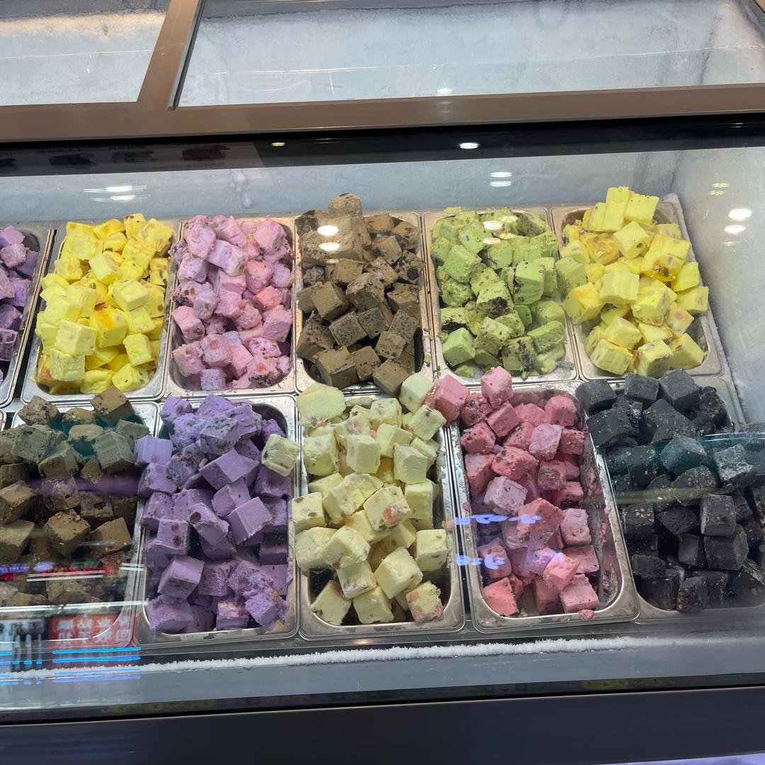 吉小包厚切炒酸奶供应链