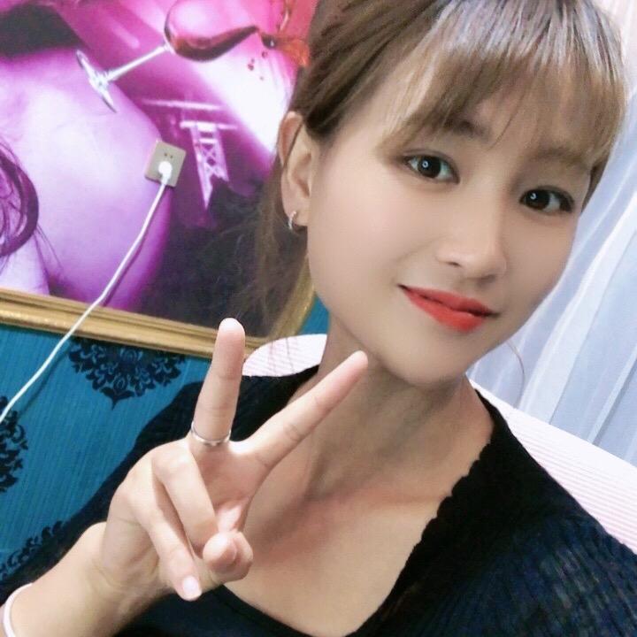 刘水水💦💦💦