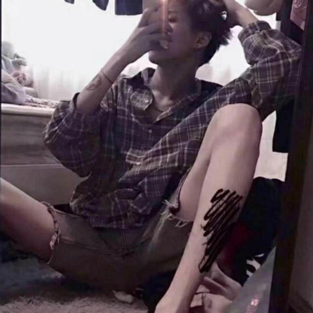满山的猴子我腚最红