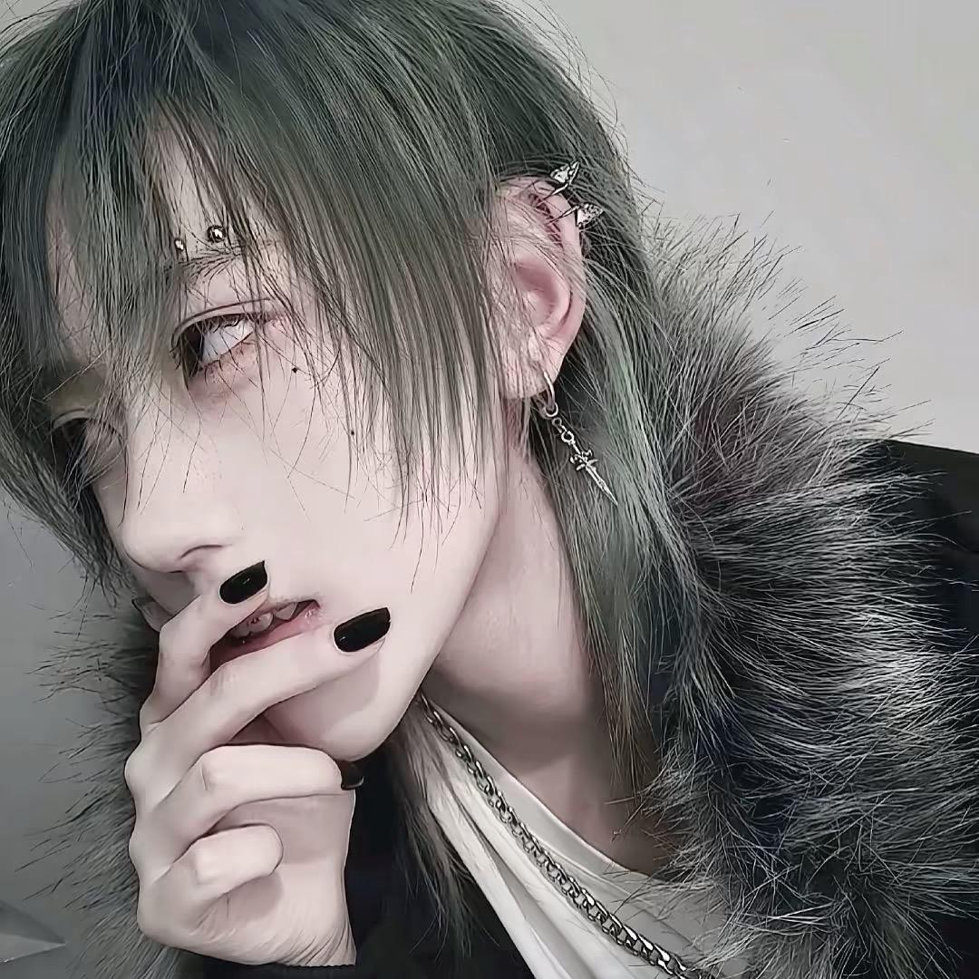 左耳