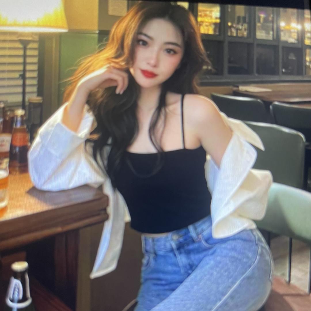 咨臣然户外鞋服专卖店