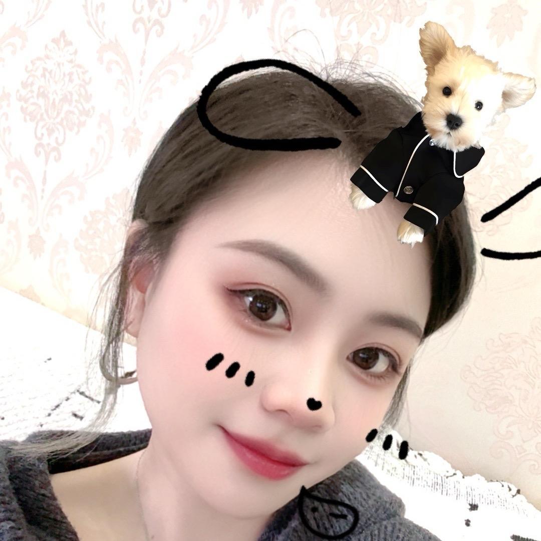 不吃香菜的OPPO店长咪咪～