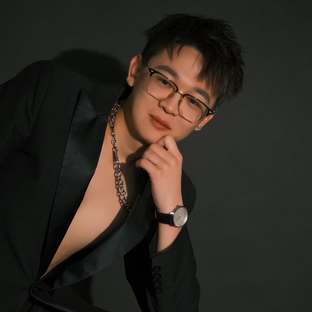 哈尔滨染发减龄发型 海峰