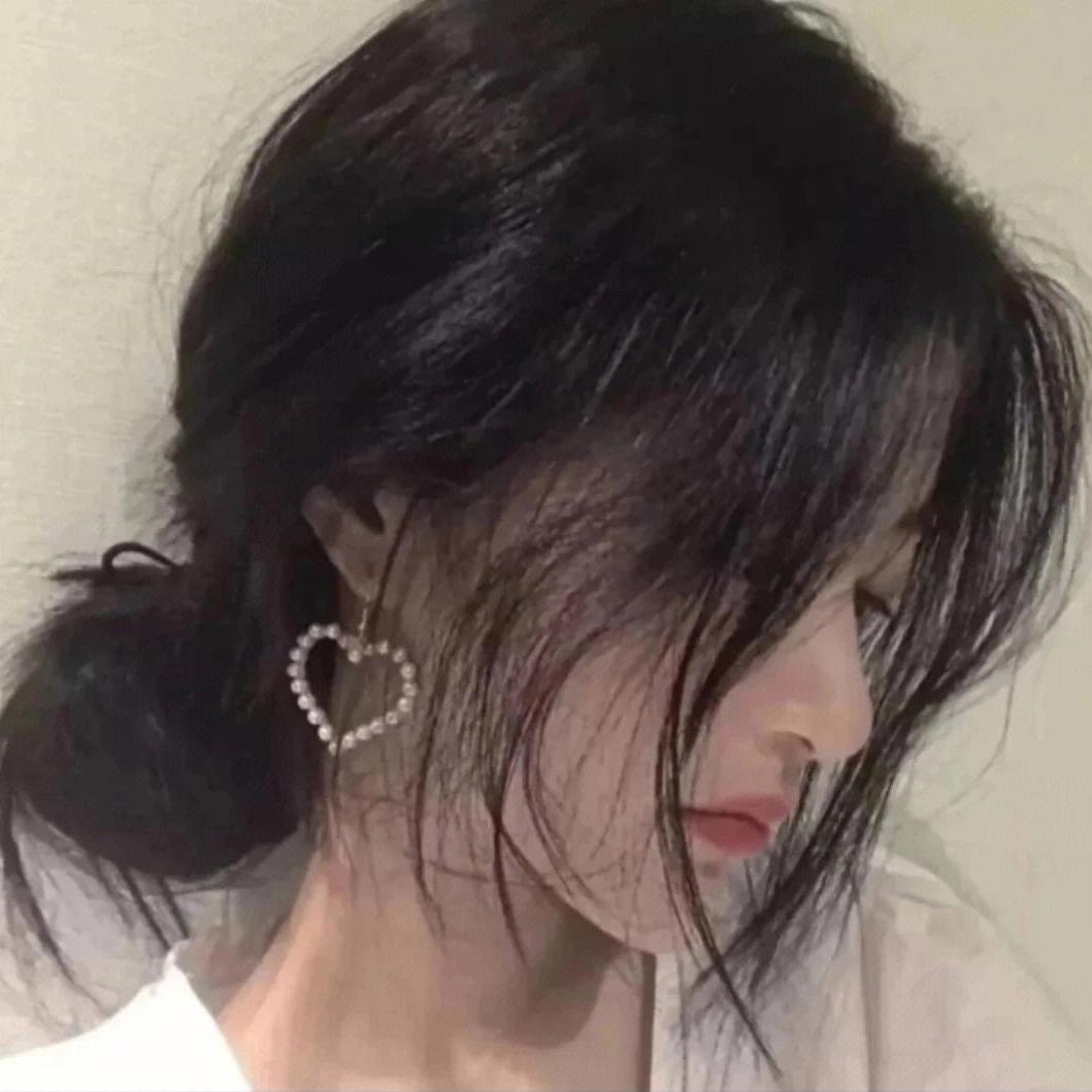 是小陈陈～