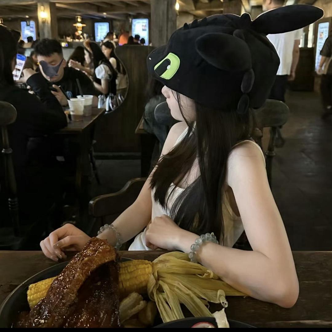 邱艳