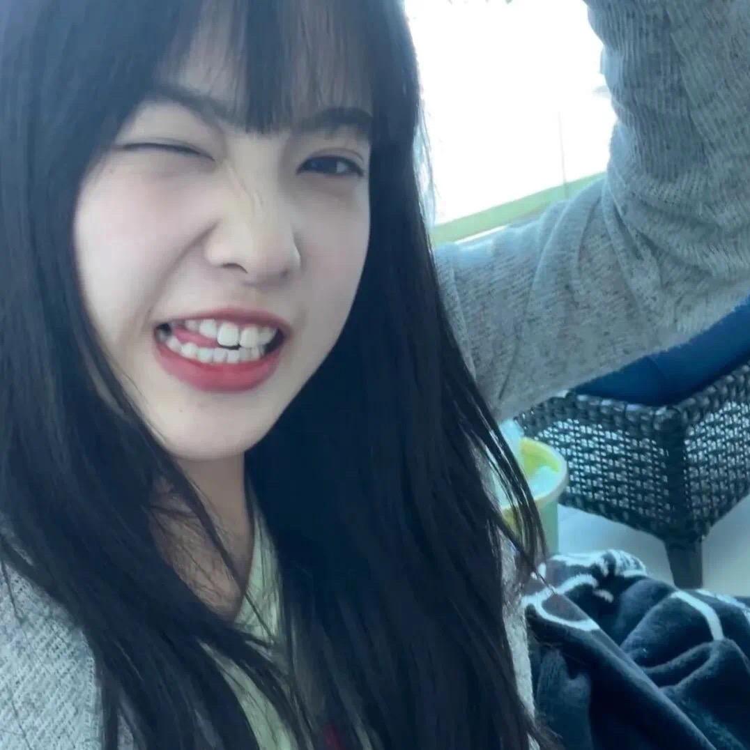 欣欣子