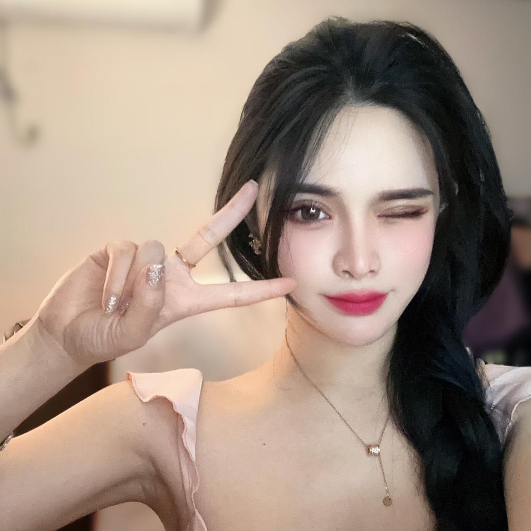 Max Maggie
