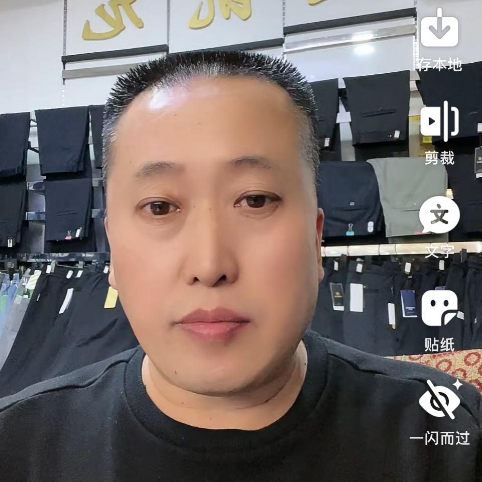 亚凯龙