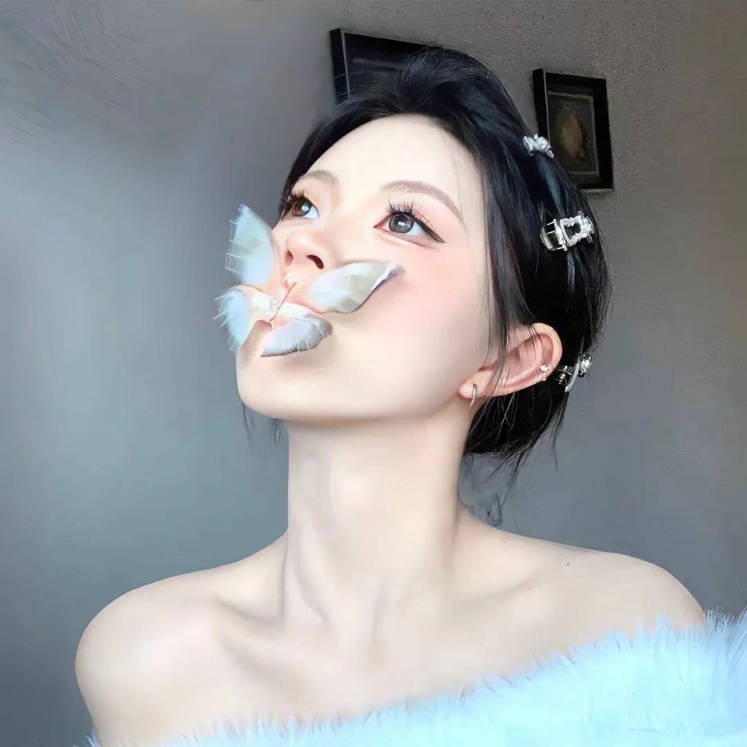 一只菌菌